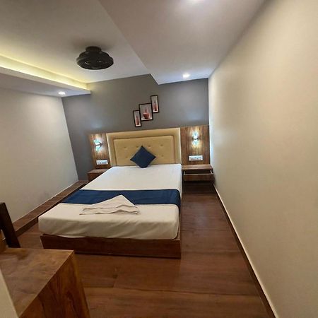 Hotel Z-A-R-A Park Goregaon West Βομβάη Εξωτερικό φωτογραφία