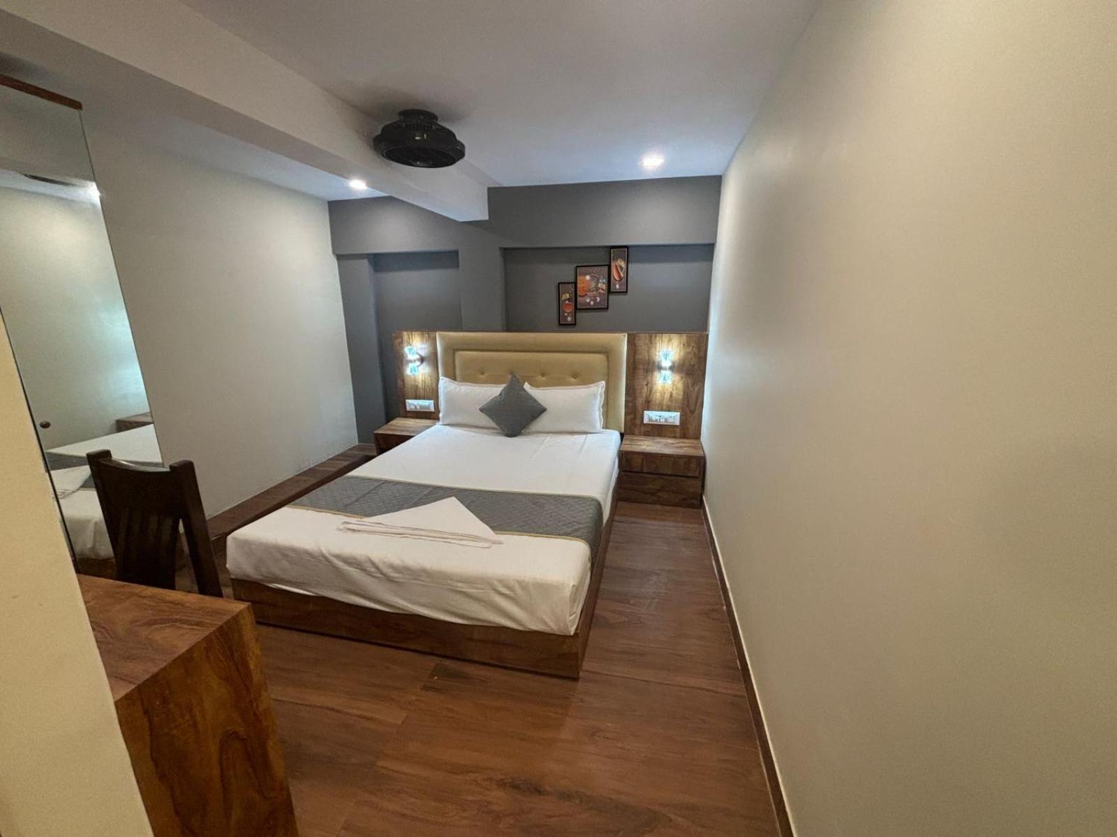 Hotel Z-A-R-A Park Goregaon West Βομβάη Εξωτερικό φωτογραφία
